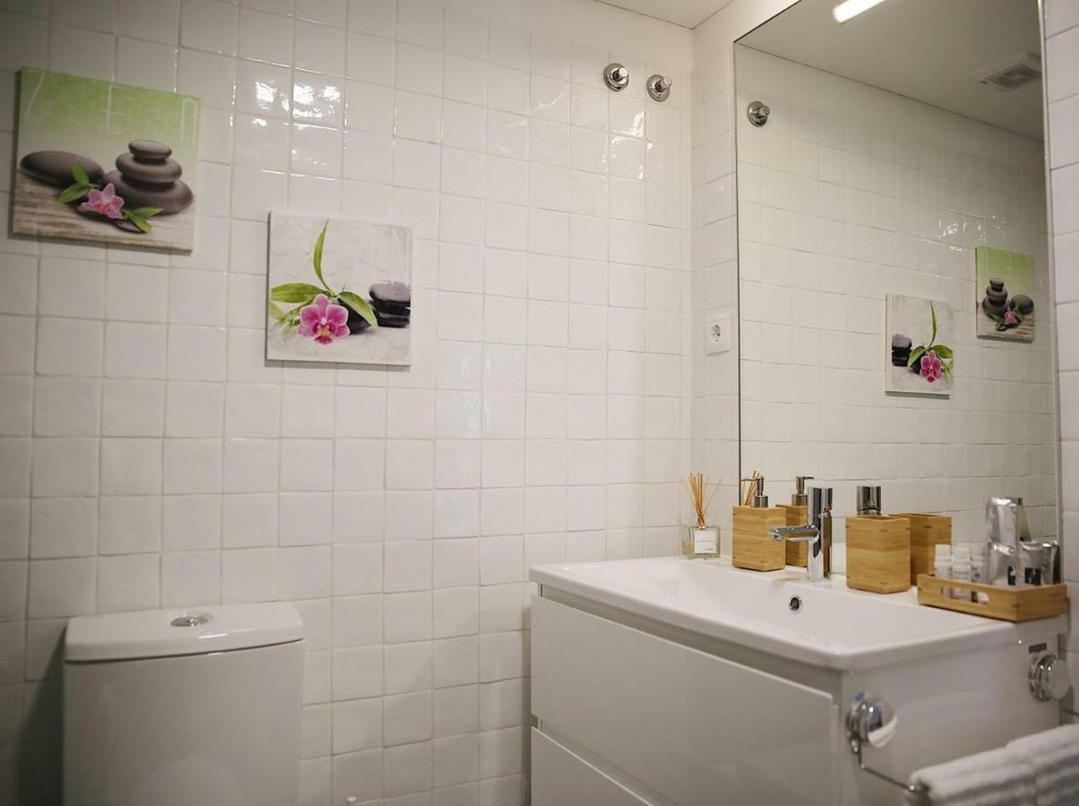 Family Studio Aveiro Apartment ภายนอก รูปภาพ